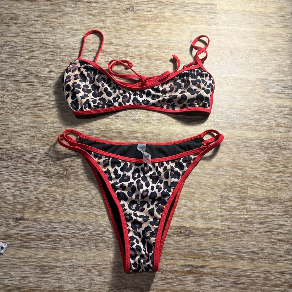 Unbranded Leopard Red Trim Bikini Size Medium‎